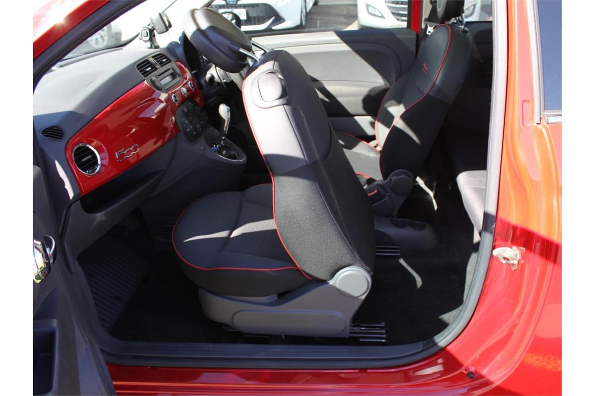 2015 Fiat 500 Lounge Series 3