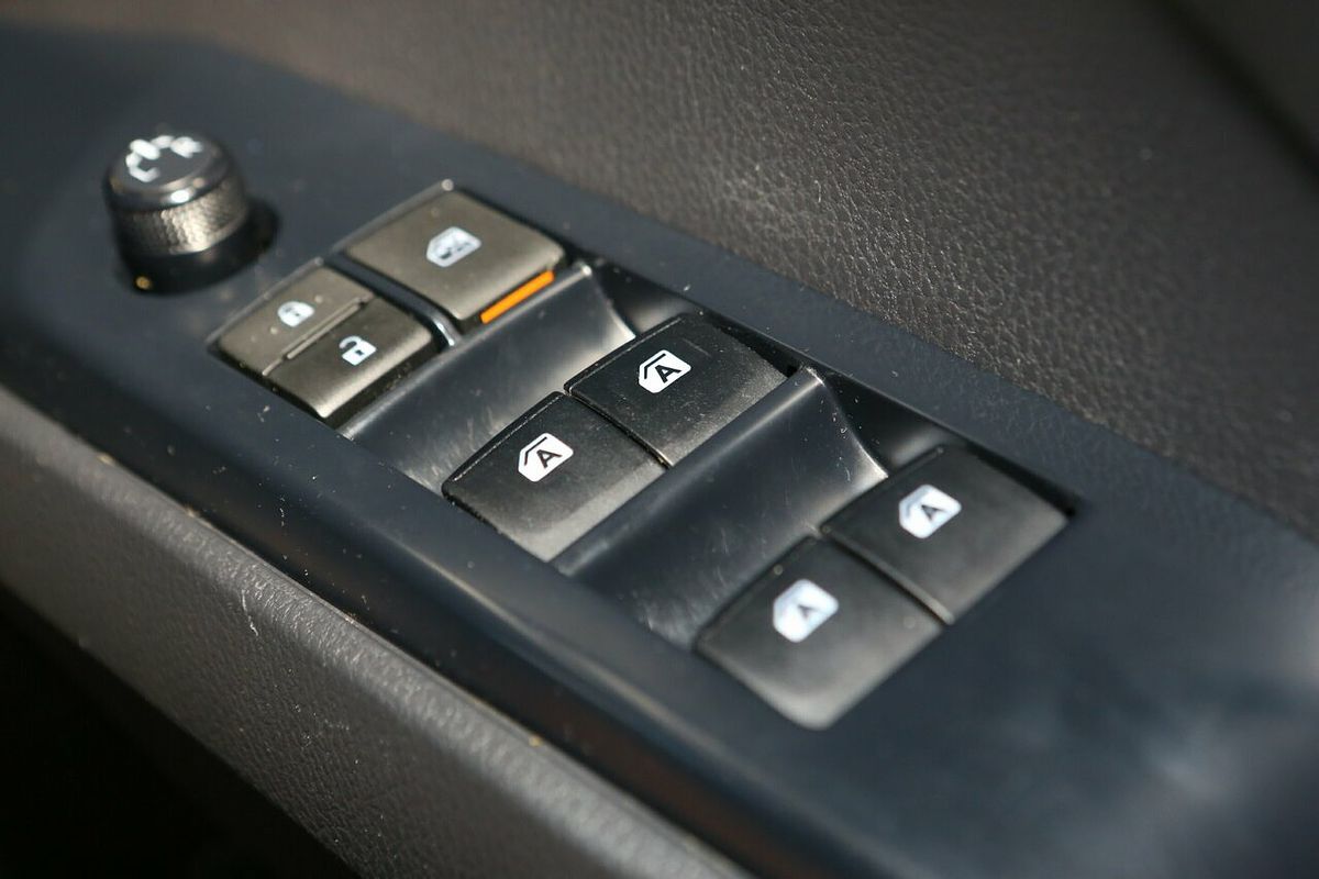 2019 Toyota Camry Ascent ASV70R