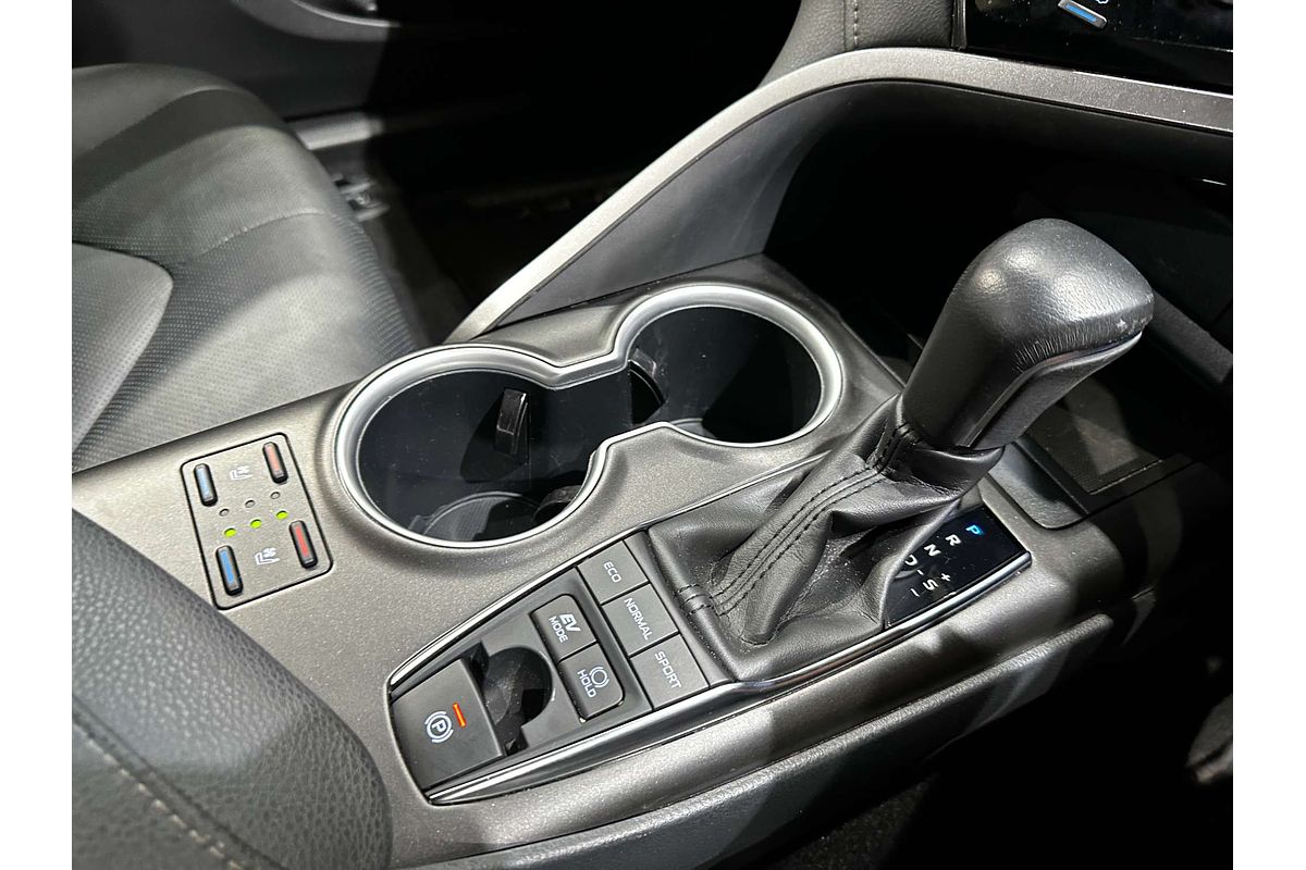 2021 Toyota Camry SL AXVH70R