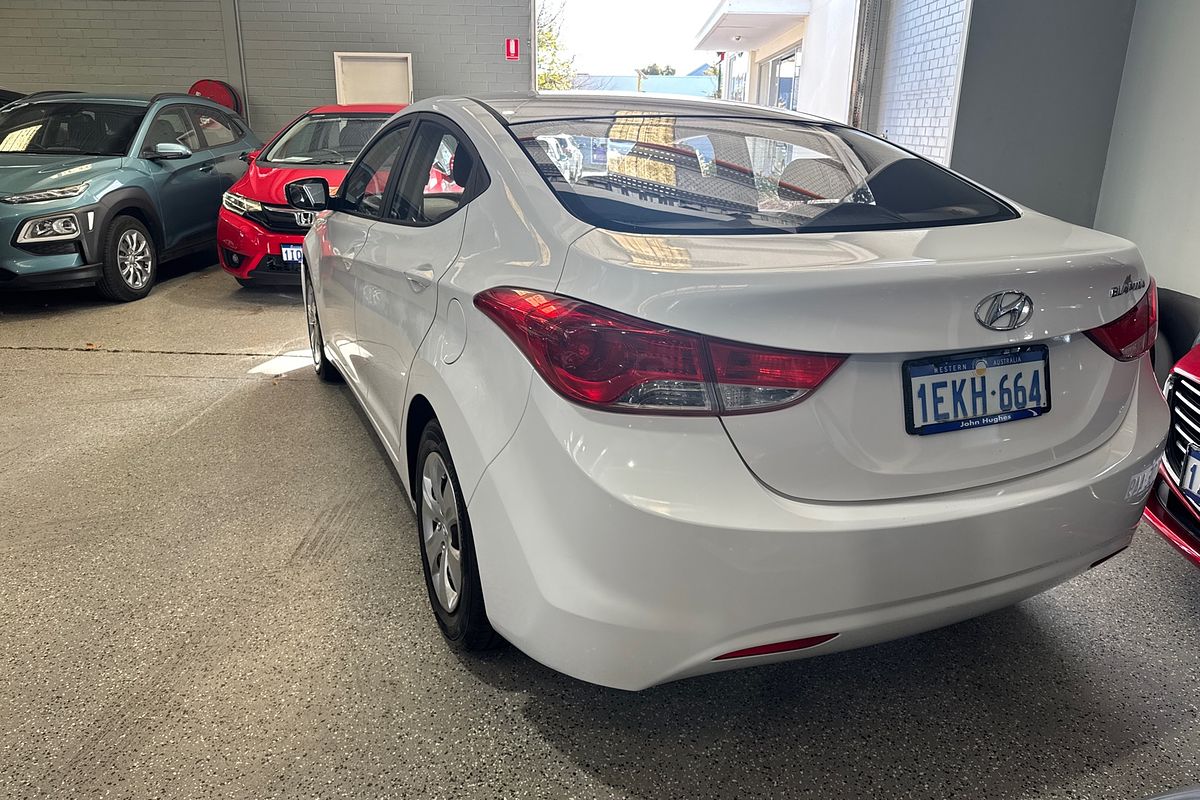 2013 Hyundai Elantra Active MD2