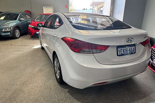 2013 Hyundai Elantra Active MD2