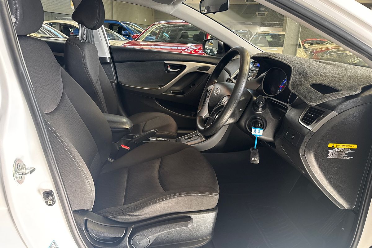 2013 Hyundai Elantra Active MD2