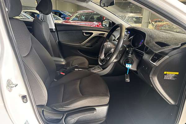 2013 Hyundai Elantra Active MD2
