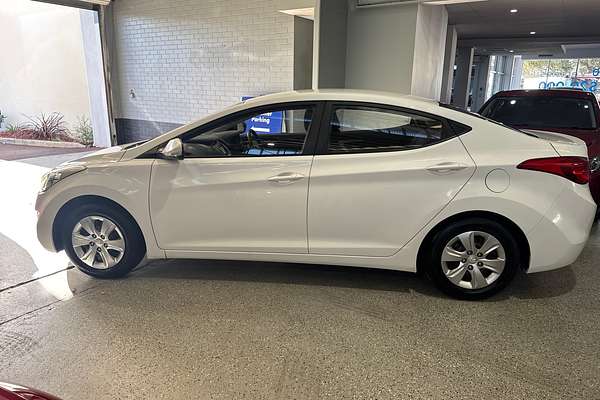 2013 Hyundai Elantra Active MD2