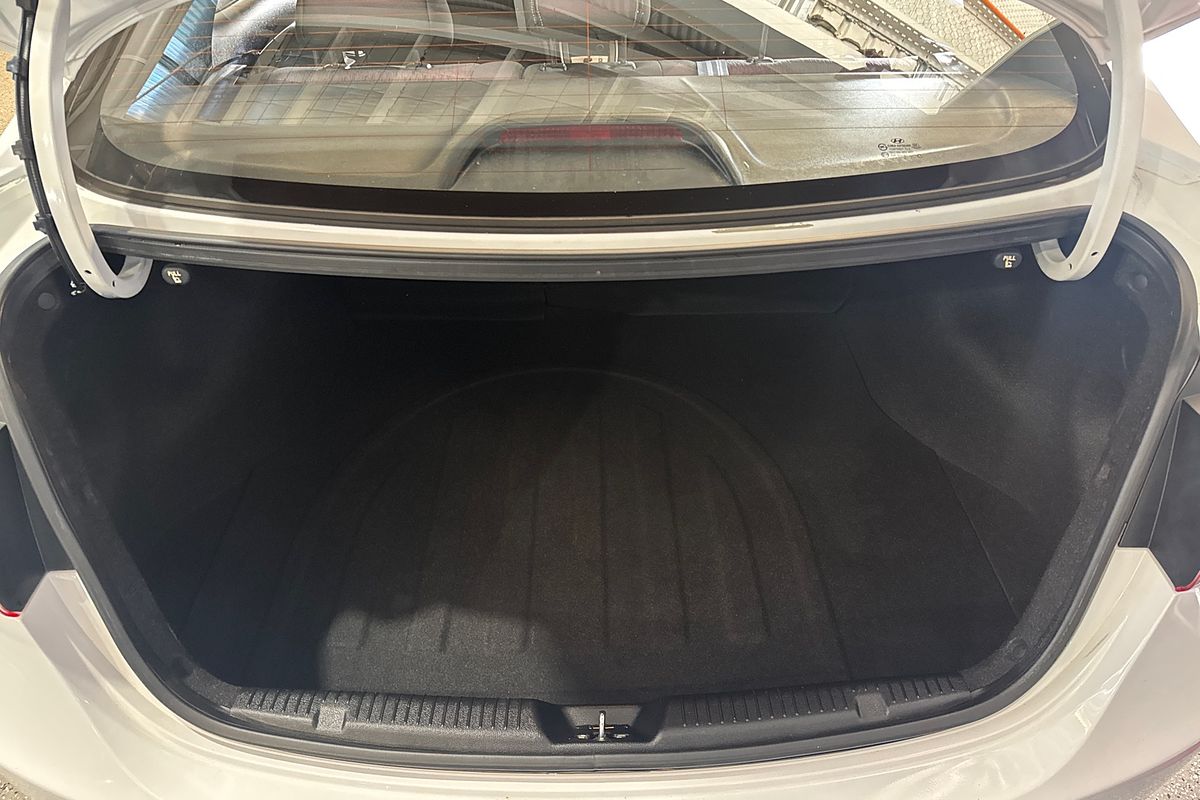 2013 Hyundai Elantra Active MD2