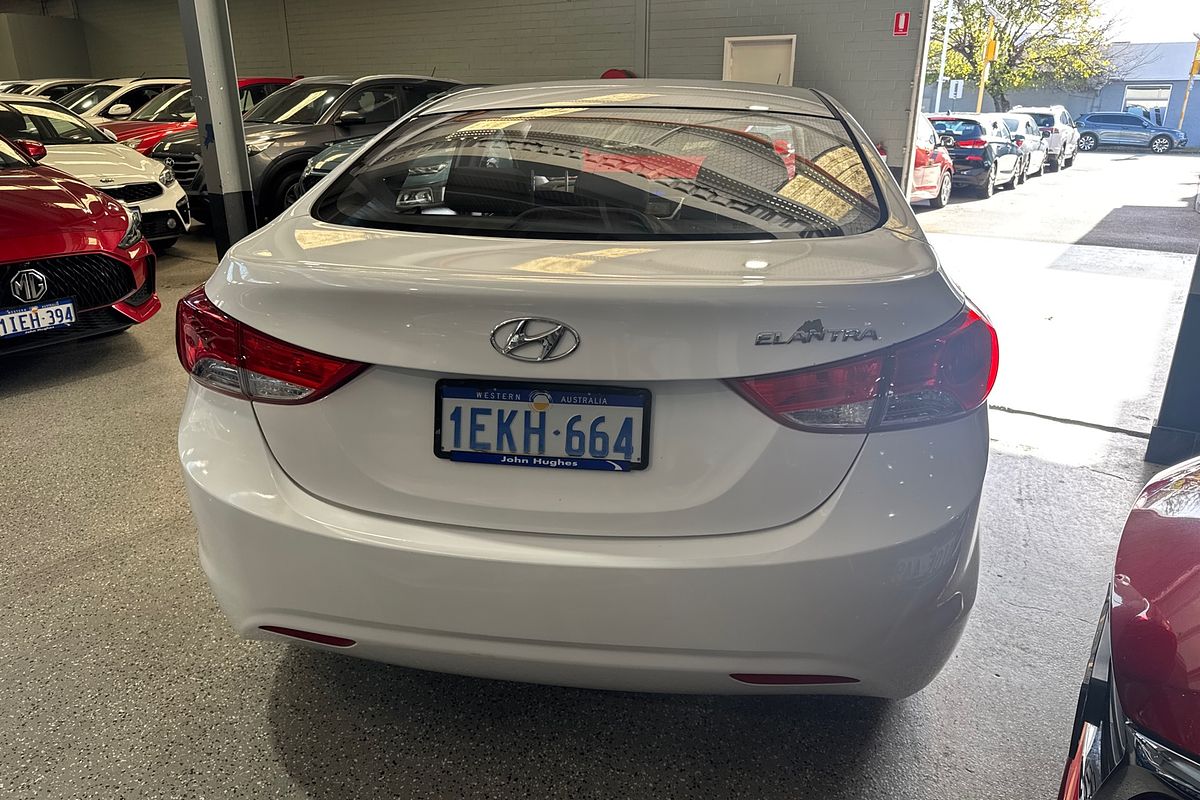 2013 Hyundai Elantra Active MD2