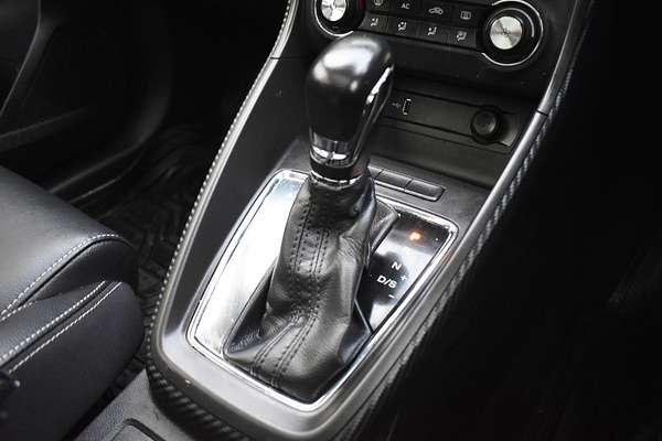 2020 MG ZS Essence AZS1