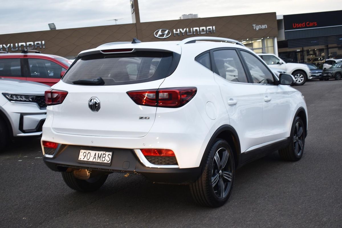 2020 MG ZS Essence AZS1