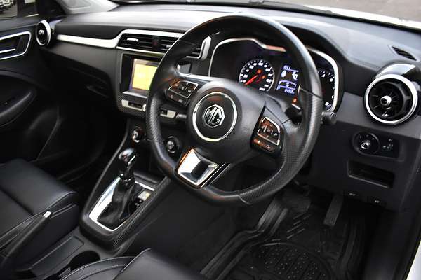 2020 MG ZS Essence AZS1
