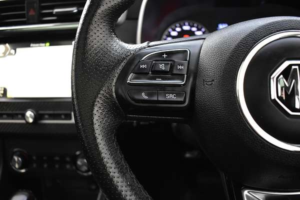 2020 MG ZS Essence AZS1