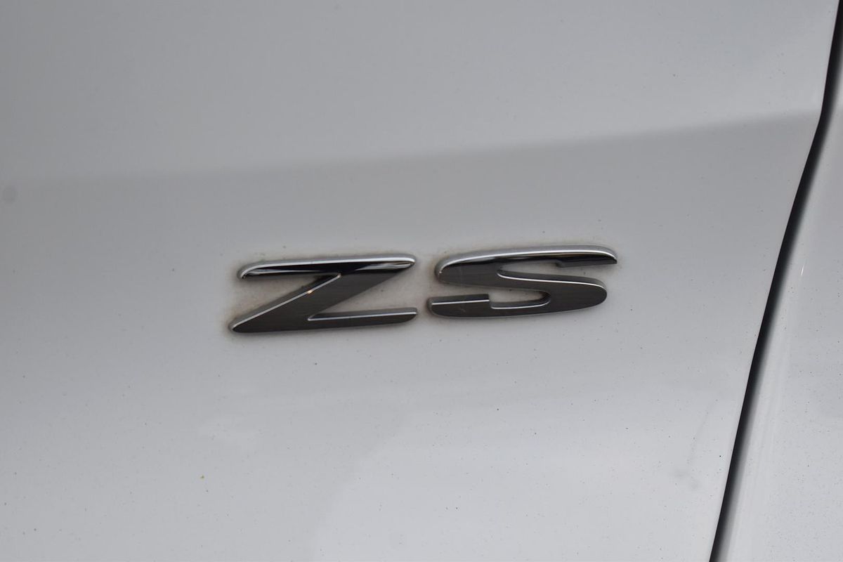 2020 MG ZS Essence AZS1