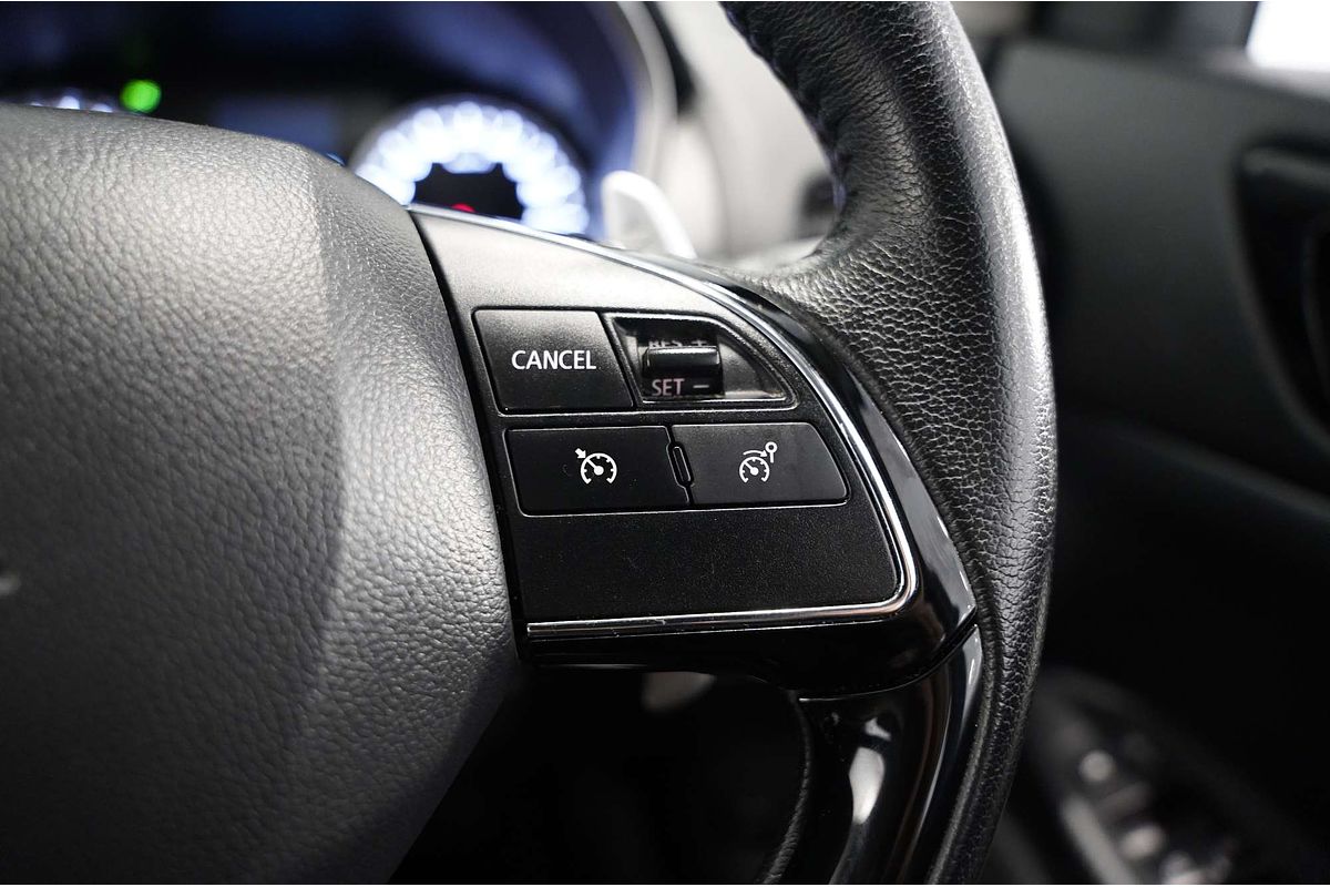 2022 Mitsubishi Eclipse Cross LS YB
