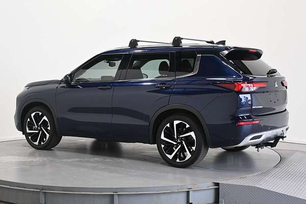 2022 Mitsubishi Outlander Exceed ZM
