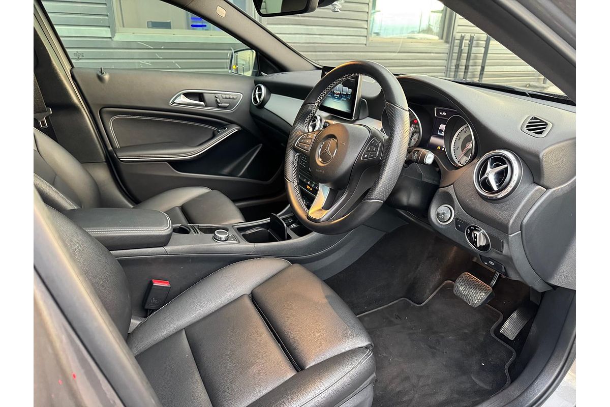 2016 Mercedes-Benz GLA-Class GLA250 X156