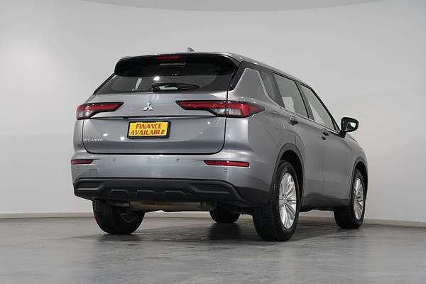 2022 Mitsubishi Outlander ES ZM