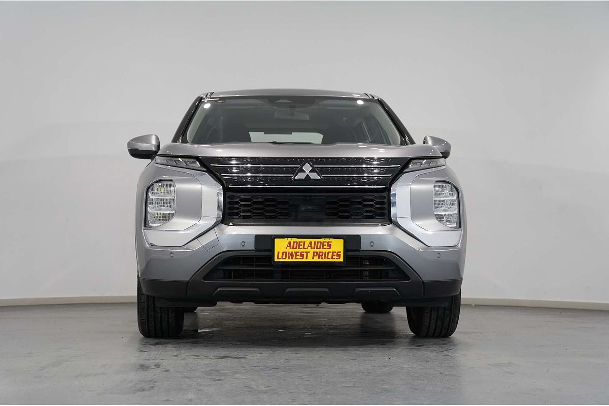 2022 Mitsubishi Outlander ES ZM