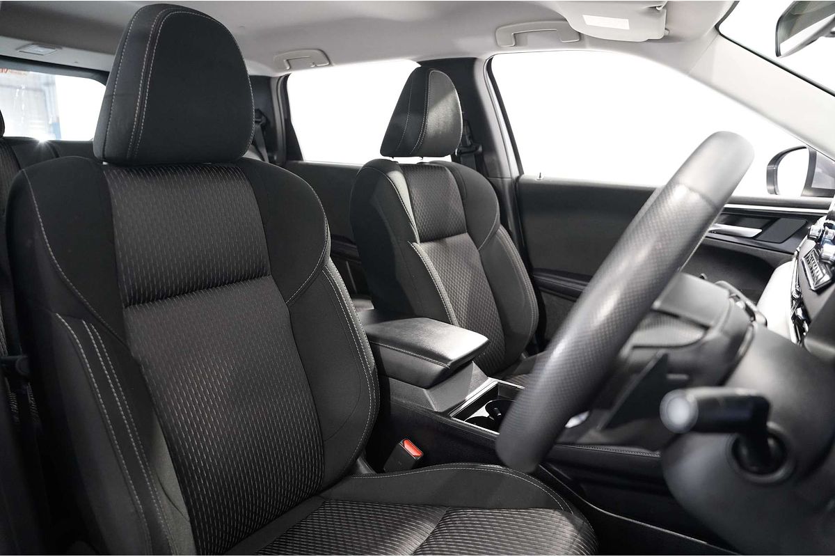2022 Mitsubishi Outlander ES ZM