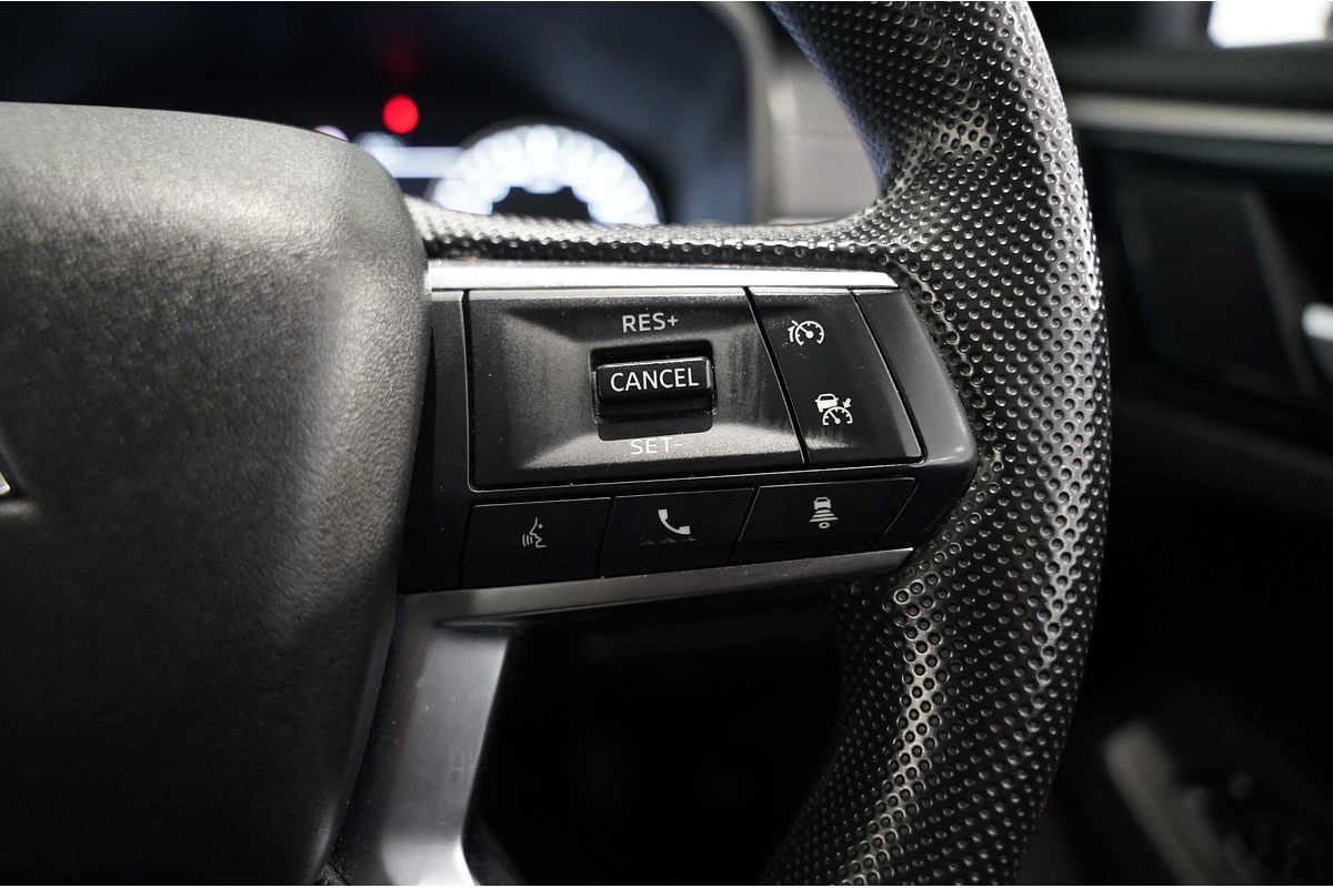2022 Mitsubishi Outlander ES ZM