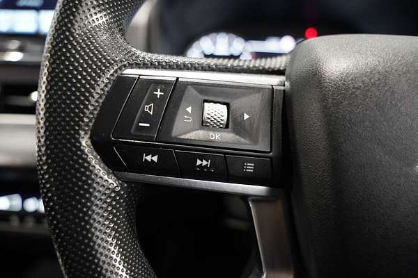 2022 Mitsubishi Outlander ES ZM