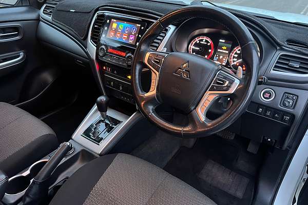 2021 Mitsubishi Triton GLS MR 4X4