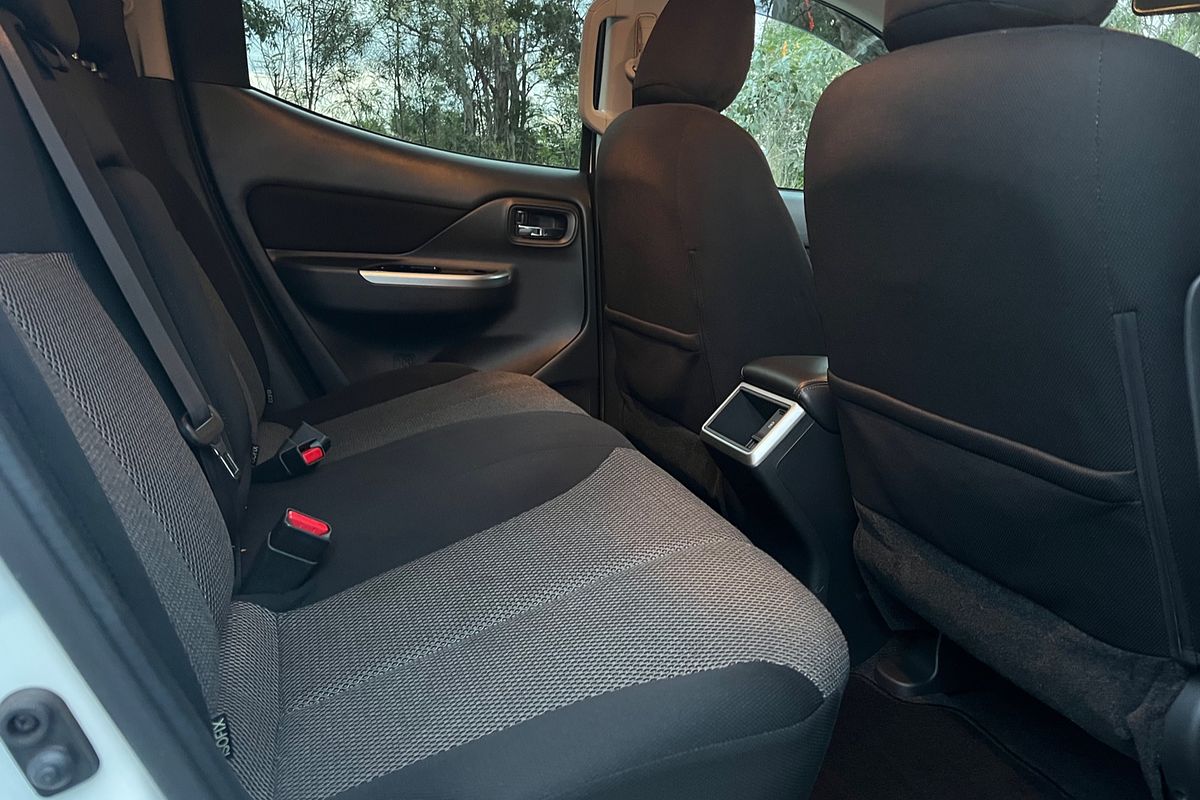 2021 Mitsubishi Triton GLS MR 4X4
