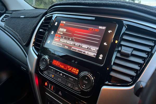 2021 Mitsubishi Triton GLS MR 4X4