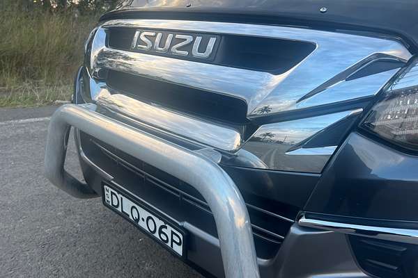 2017 Isuzu MU-X LS-U