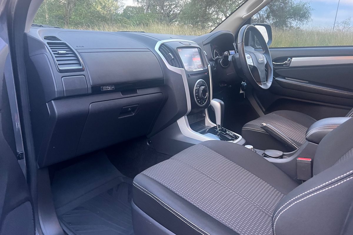 2017 Isuzu MU-X LS-U