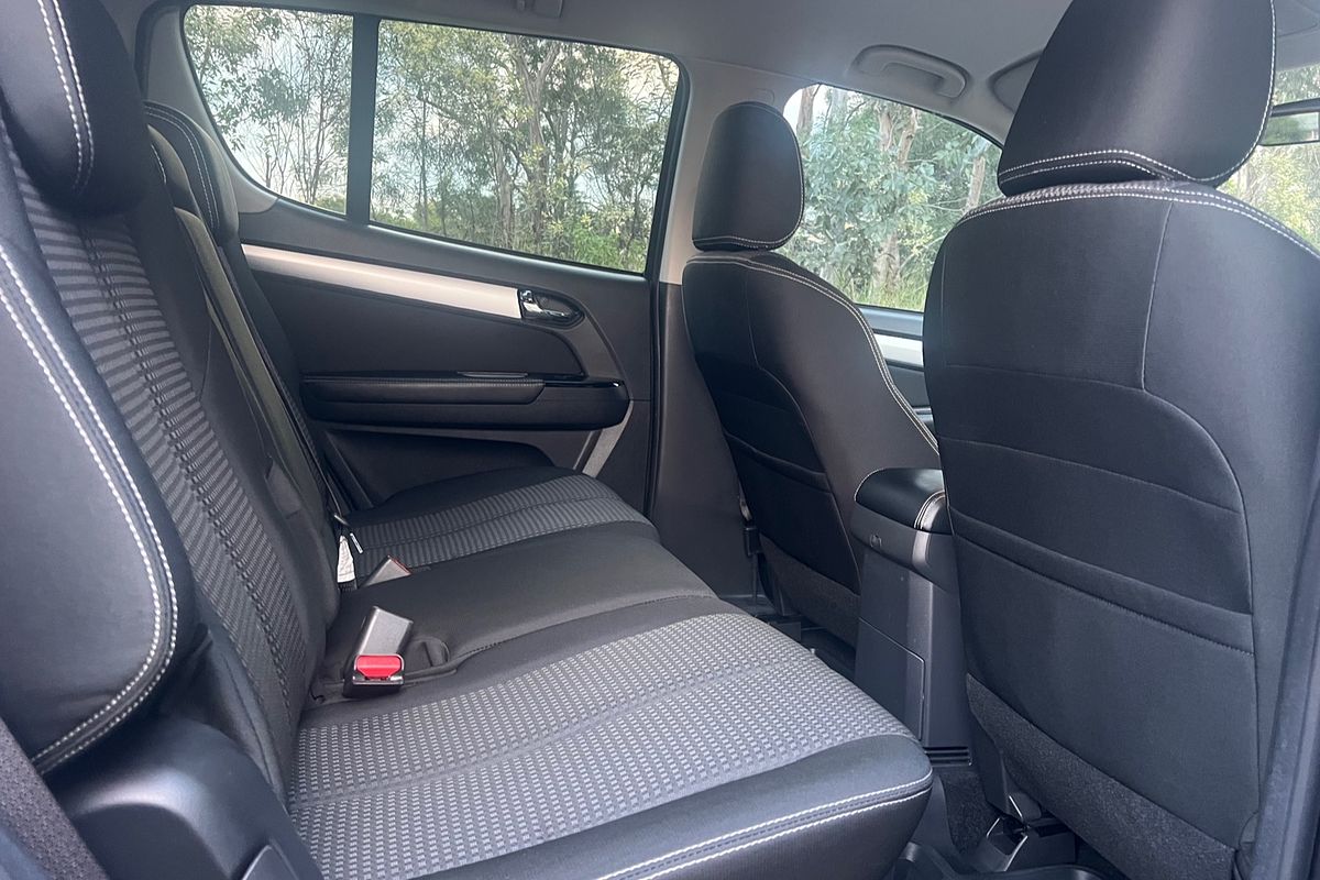 2017 Isuzu MU-X LS-U