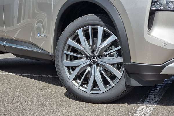 2025 Nissan X-TRAIL Ti-L e-POWER T33