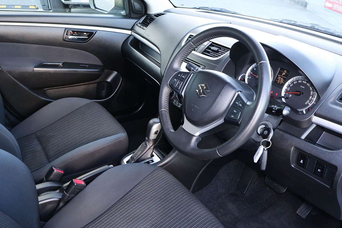 2015 Suzuki Swift GL Navigator FZ