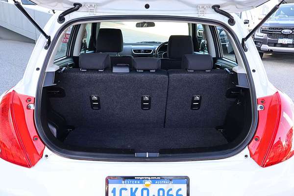 2015 Suzuki Swift GL Navigator FZ