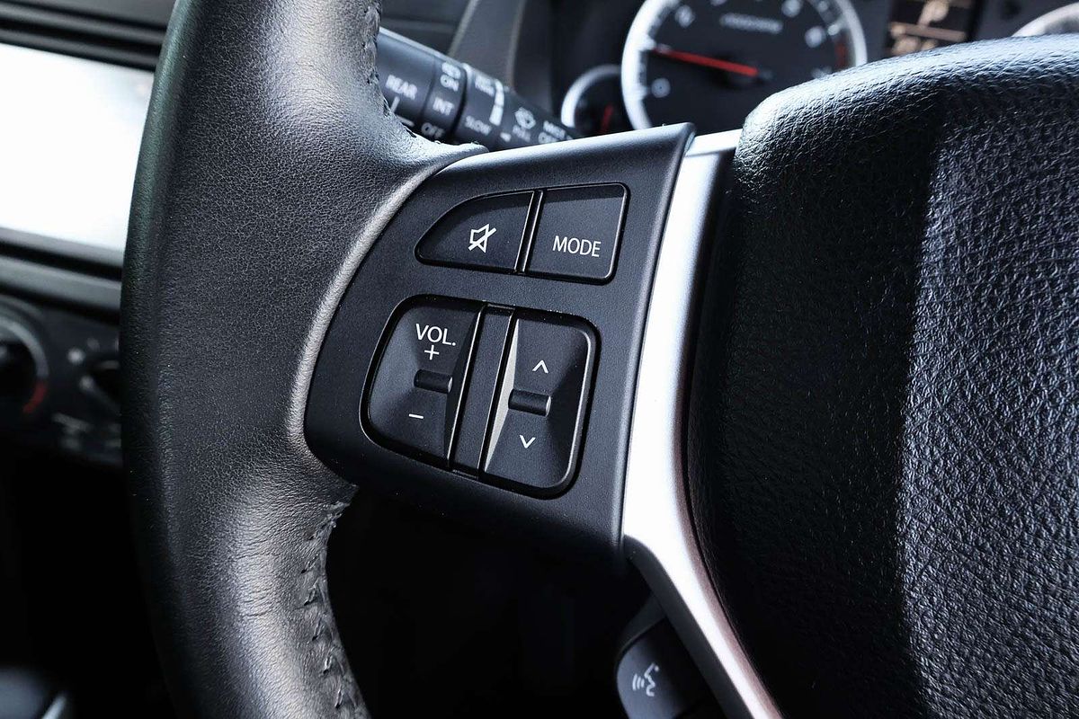 2015 Suzuki Swift GL Navigator FZ