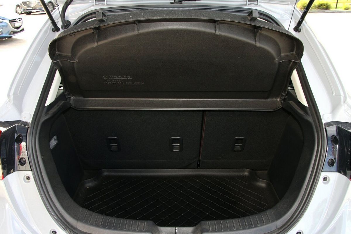 2024 Mazda 2 G15 Pure DJ Series