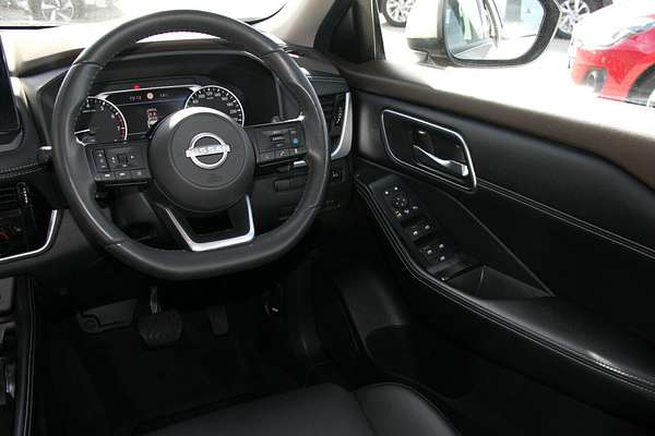 2024 Nissan X-TRAIL ST-L T33