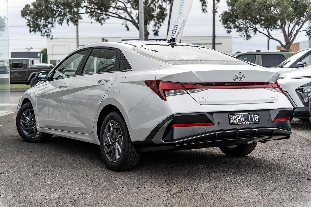 2025 Hyundai i30 Hybrid CN7.V2