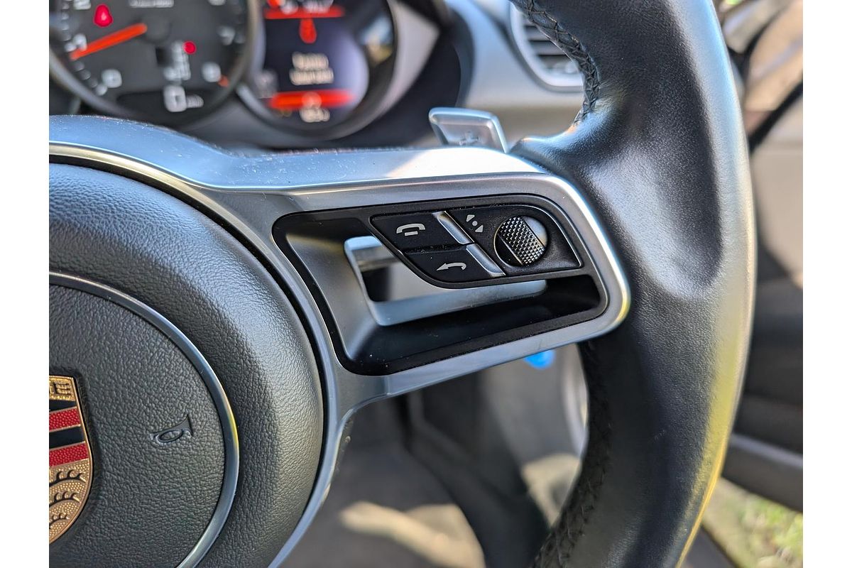 2019 Porsche 718 Cayman 982