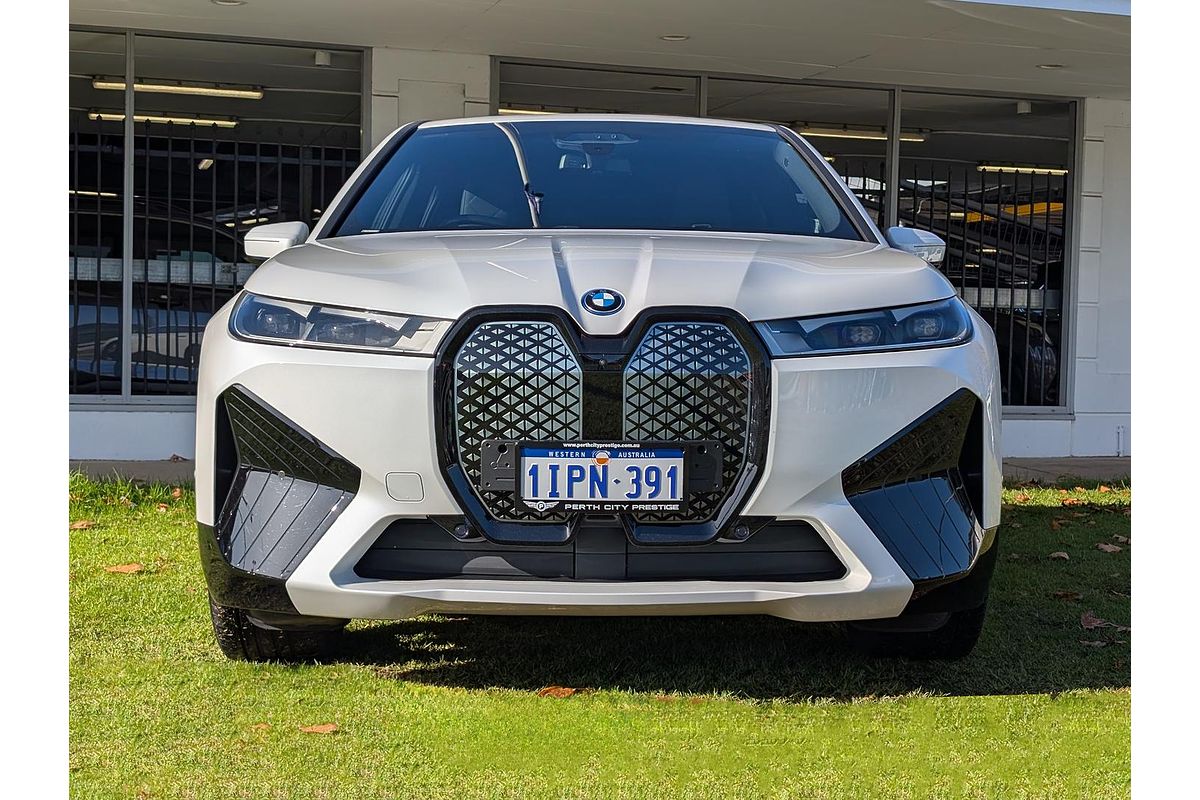 2023 BMW iX xDrive40 Sport I20
