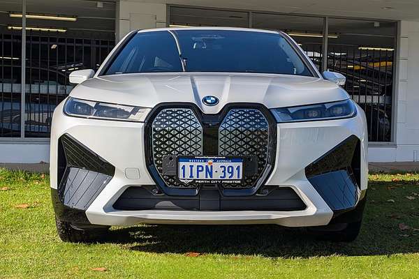2023 BMW iX xDrive40 Sport I20