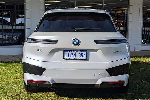 2023 BMW iX xDrive40 Sport I20