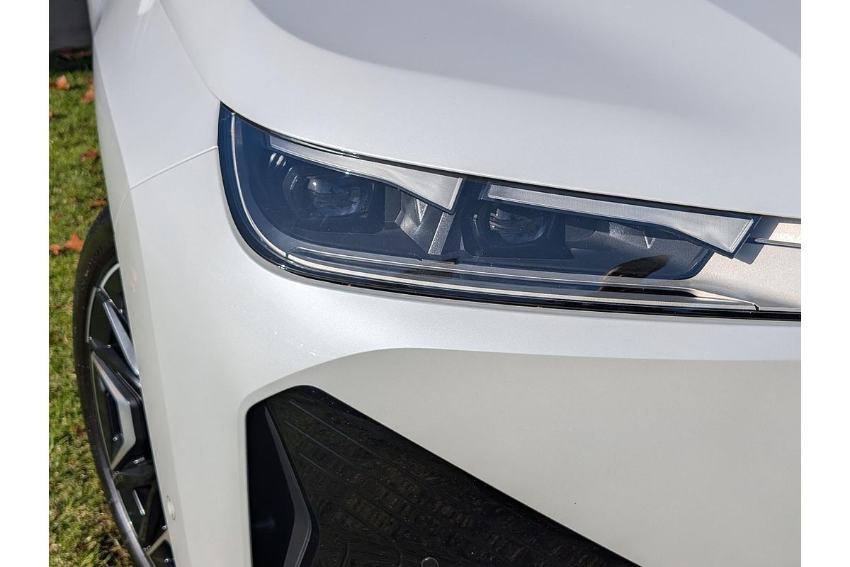 2023 BMW iX xDrive40 Sport I20