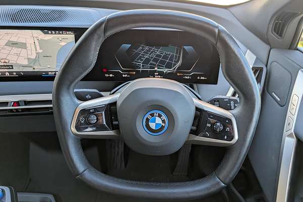 2023 BMW iX xDrive40 Sport I20