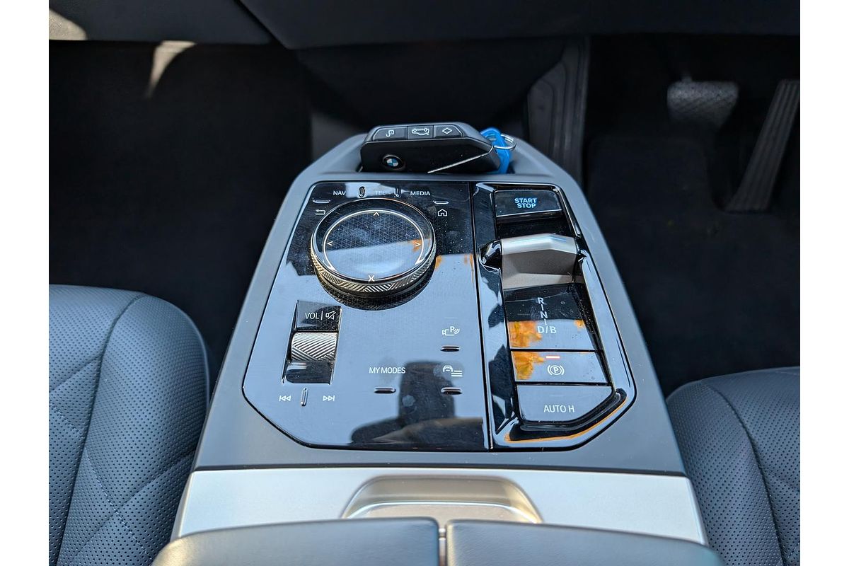 2023 BMW iX xDrive40 Sport I20