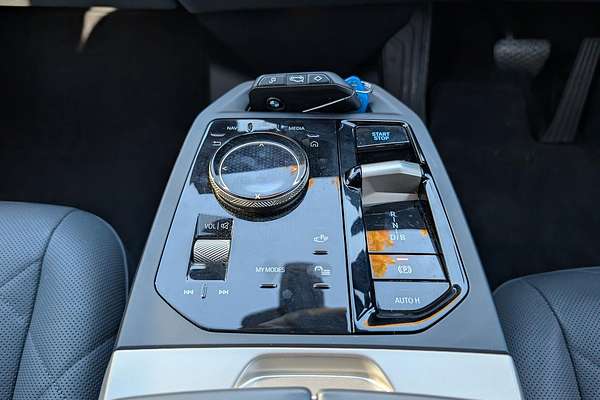 2023 BMW iX xDrive40 Sport I20
