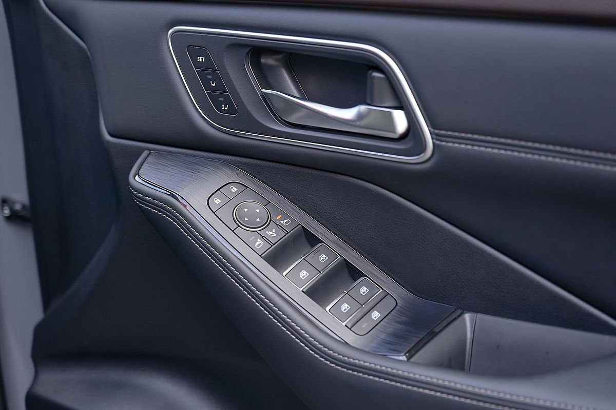 2025 Nissan X-TRAIL Ti-L e-POWER T33