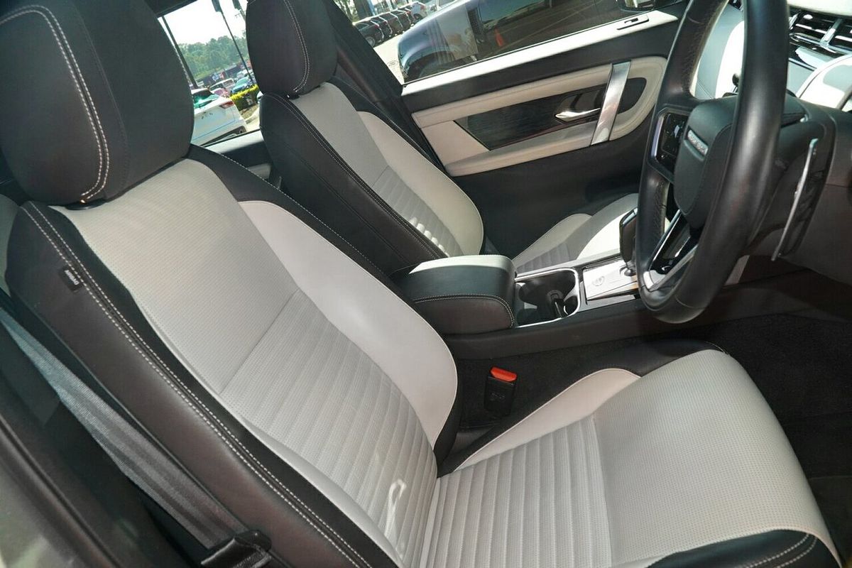 2022 Land Rover Discovery Sport P250 R-Dynamic HSE L550