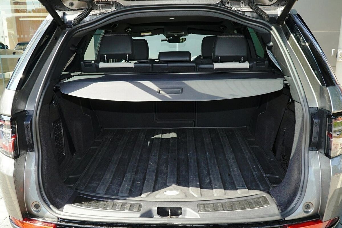 2022 Land Rover Discovery Sport P250 R-Dynamic HSE L550