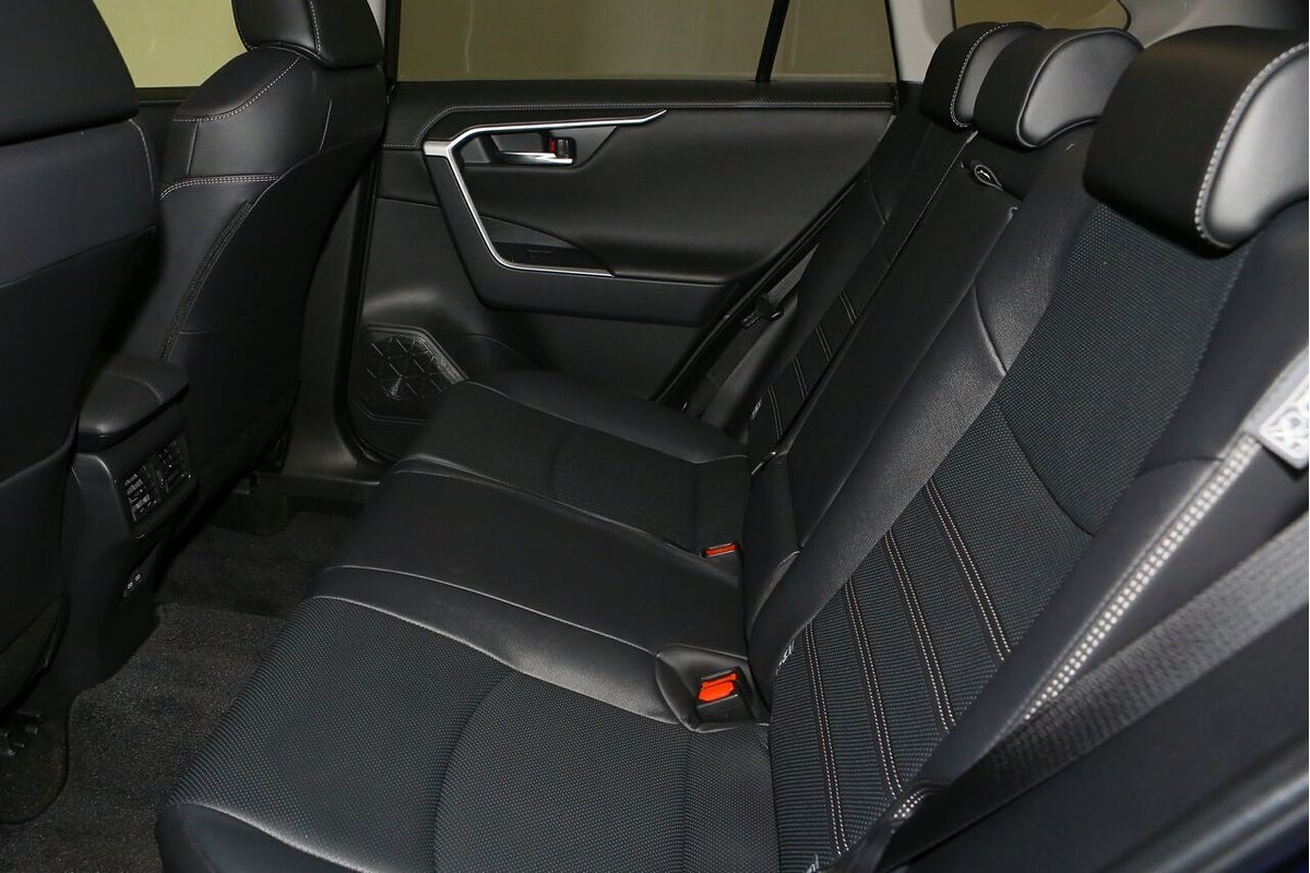 2024 Toyota RAV4 Cruiser AXAH54R