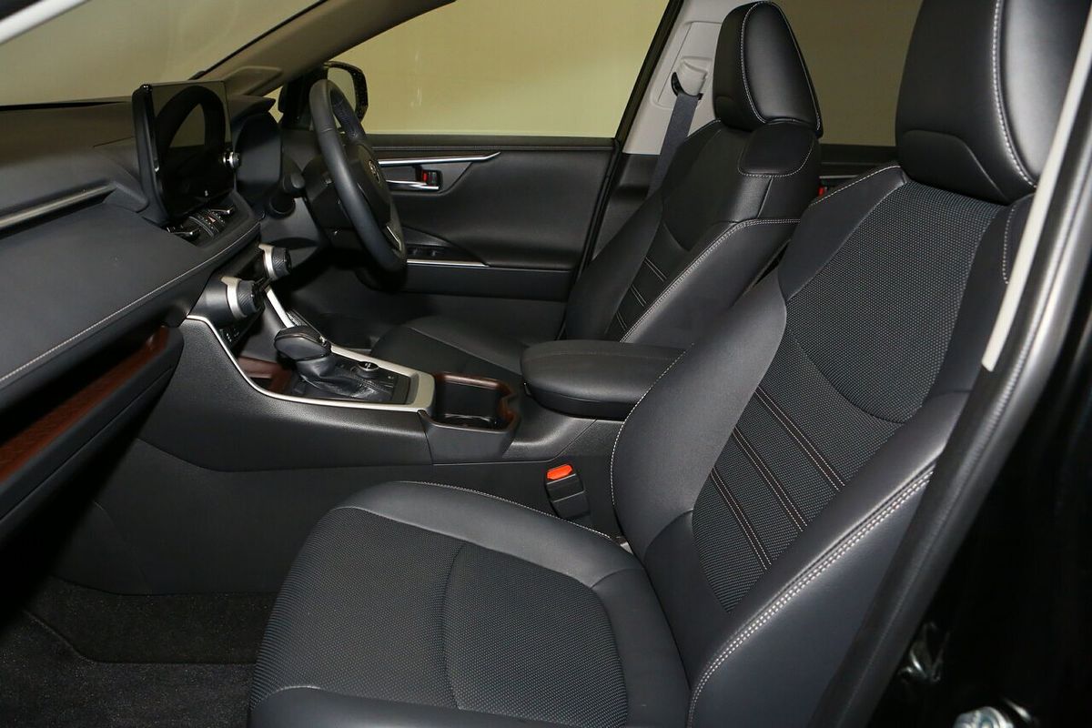 2024 Toyota RAV4 Cruiser AXAH54R