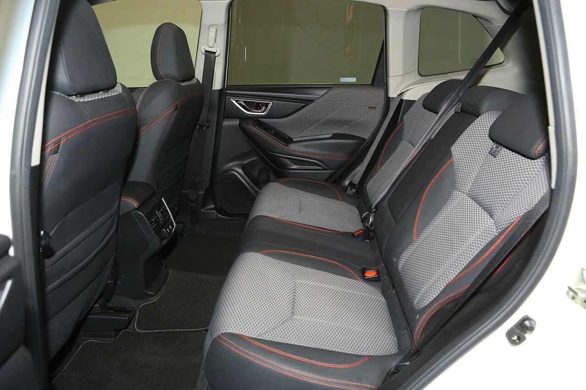 2020 Subaru Forester 2.5i Sport S5